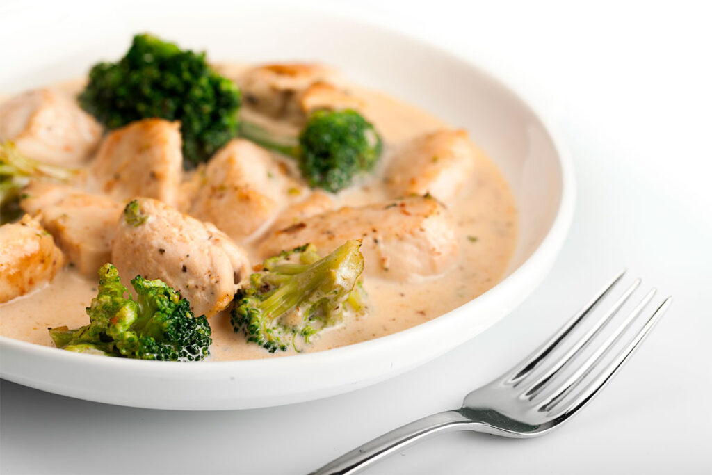 frango ao molho de brócolis